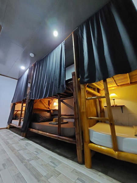 Ohlala Hostel, Moalboal, Philippines