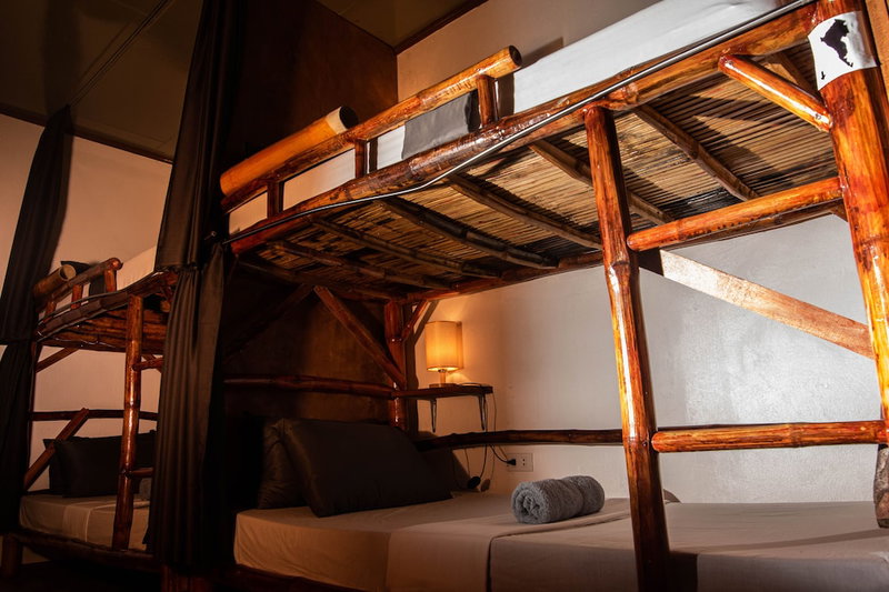 Ohlala Hostel, Moalboal, Philippines
