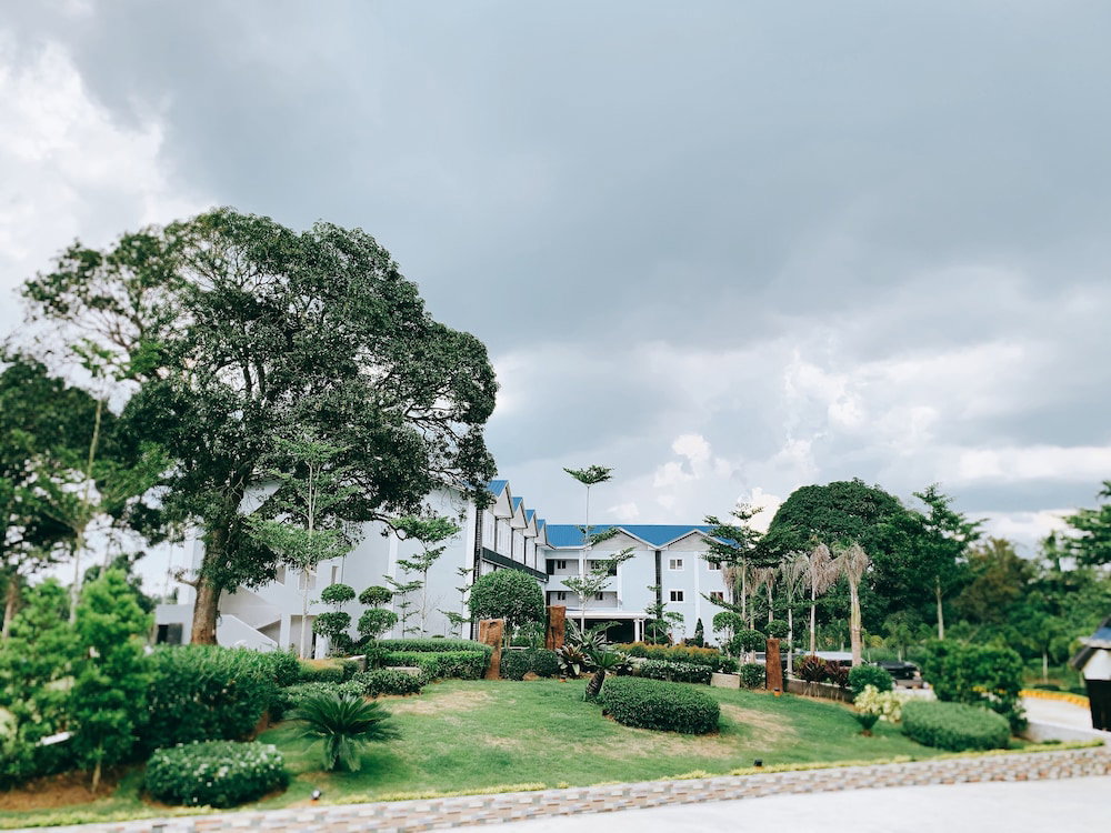 Starview Hotel and Resort, Philippines