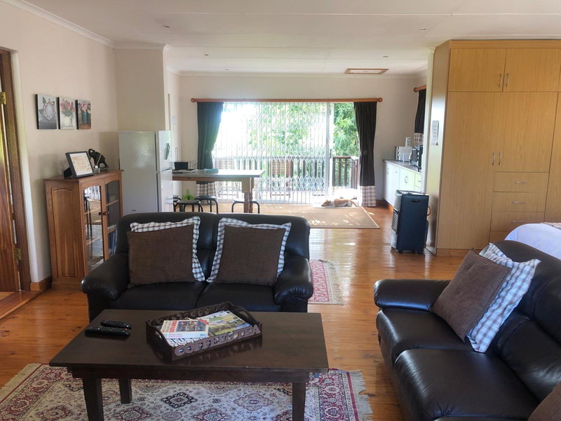 Bee’s Knees Cottage, Winterton, South Africa