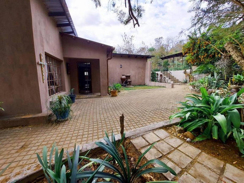 InnibosRus Self-catering, White River, South Africa