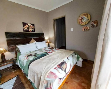 InnibosRus Self-catering, White River, South Africa