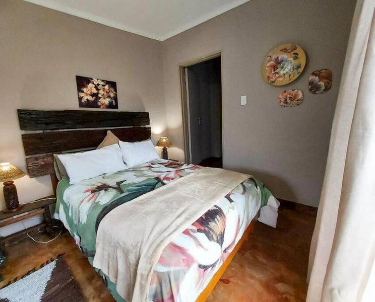 InnibosRus Self-catering, White River, South Africa
