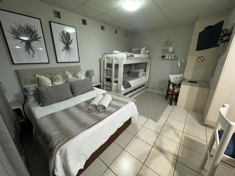 Padlangs Self-catering flats, Kimberley, South Africa