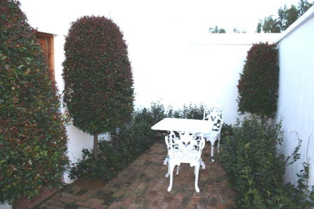 Steynshoop self-catering Valley Lodge, Hekpoort, South Africa