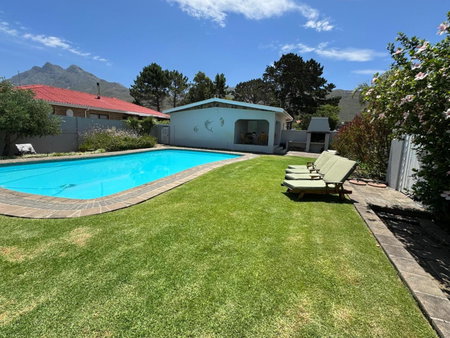 Moments Guesthouse, Kleinmond, Kleinmond, South Africa