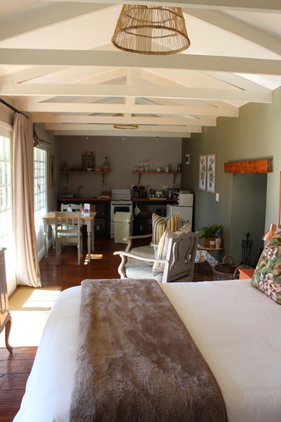 Cheverells Farm, Kiku & Braeburn Cottage, Grabouw, South Africa