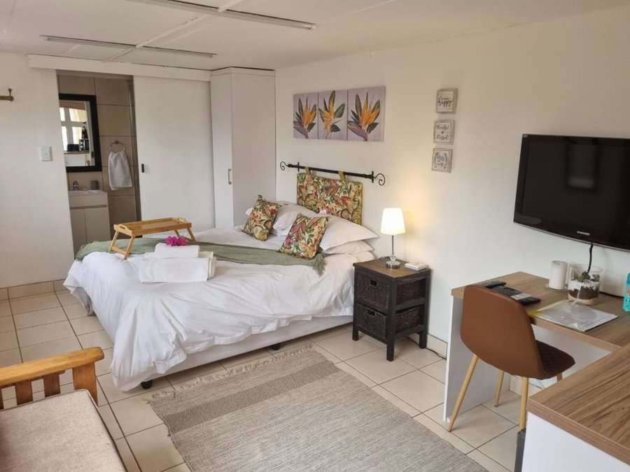 Impunzi Place, Kloof, South Africa