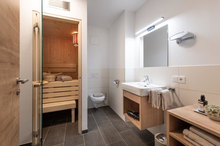 AlpenParks Montana Apartments, Matrei in Osttirol, Austria