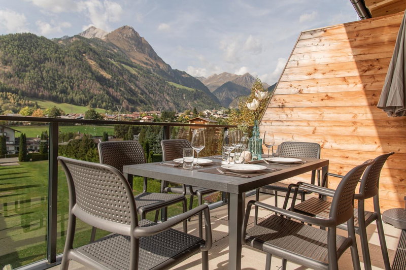 AlpenParks Montana Apartments, Matrei in Osttirol, Austria