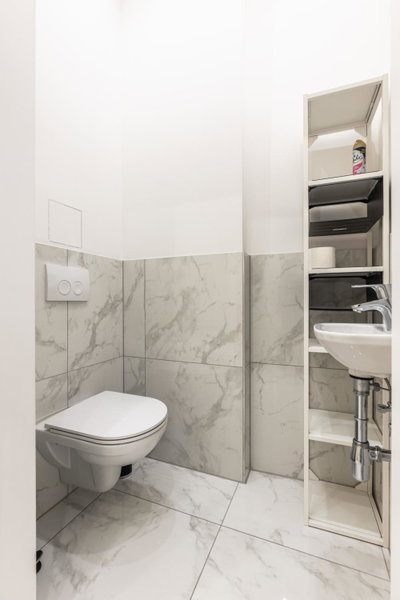 Spacious 2 bedroom apartment nearby center, Vienna, Austria