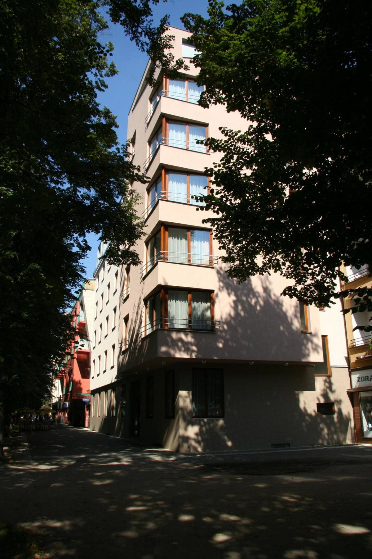 Lazensky Hotel Park, Czechia