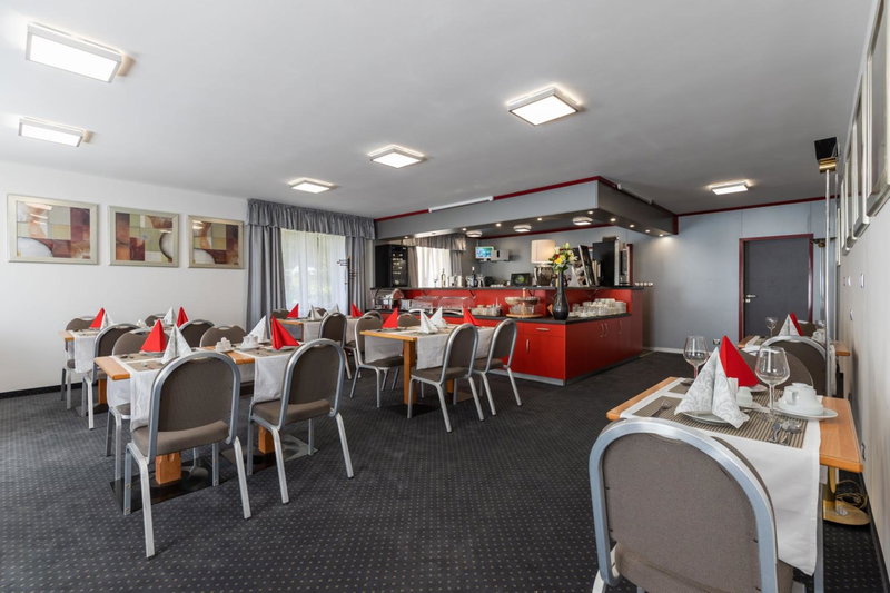 Active & Wellness Hotel Subterra, Ostrov, Czechia