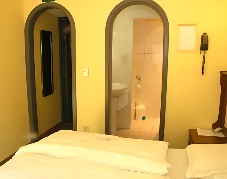 Hotel Postiljon, Antwerp, Belgium