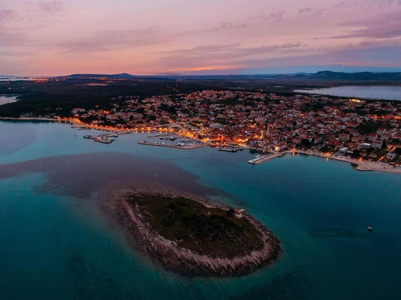 Apartments Luka, Pakoštane, Croatia
