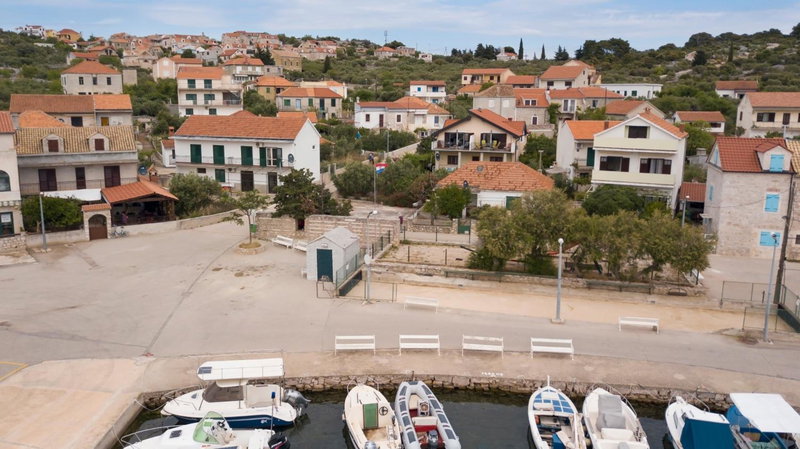 Kaprije apartmani Tina i Ena, Kaprije, Croatia