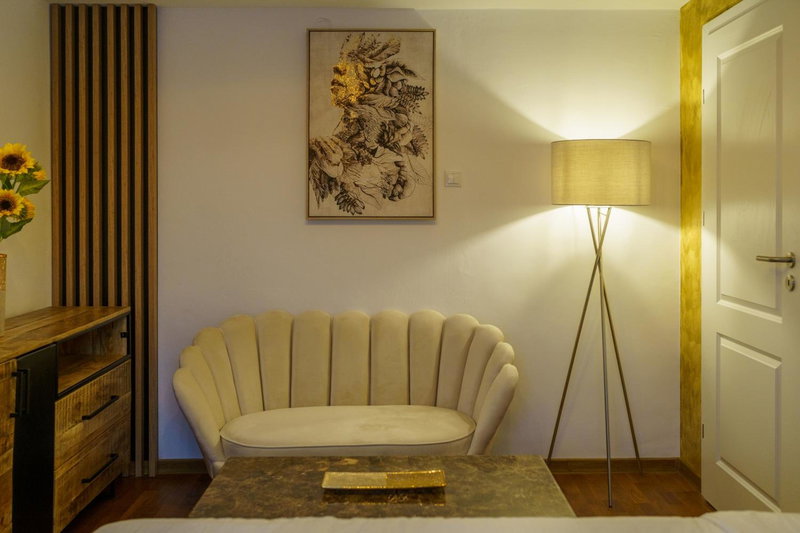 Main square 5 star luxury apartment with view, Cluj-Napoca, Romania