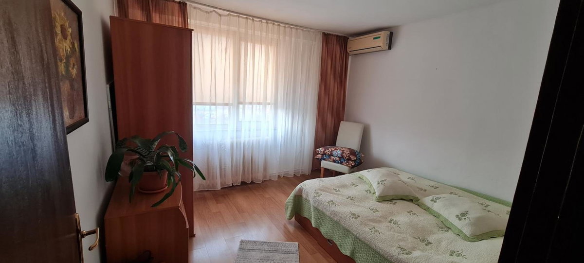 Casa Lazăr, Romania