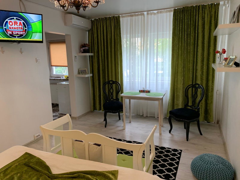 cozy apartment in a quiet area, Craiova, Romania