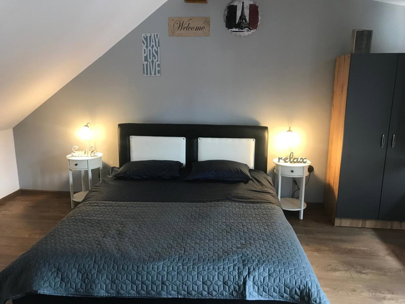 Garsoniera Delia Brasov, Braşov, Romania