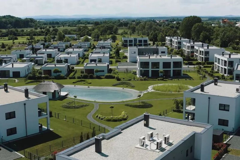 Teichappartement am Golfplatz und Therme Lutzmannsburg, Zsira, Hungary