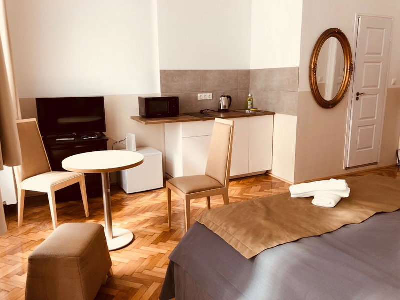 Downtown Apartment, Budapest, Hungary