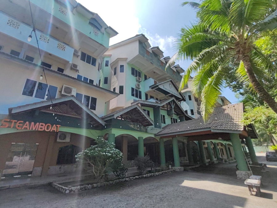 Virgo Batik Resort Teluk Batik Lumut, Lumut, Malaysia