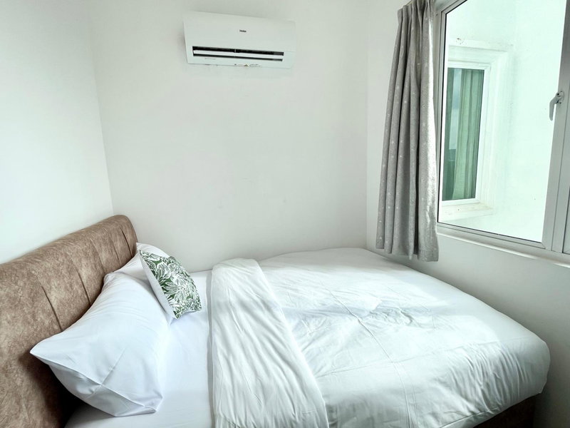 Langkawi Seaview Cube w/ Rooftop Pool, Kuah, Malaysia