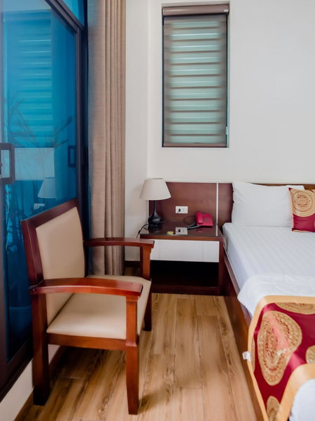 Phuong Nam Luxury Hotel Long Bien, Hanoi, Vietnam