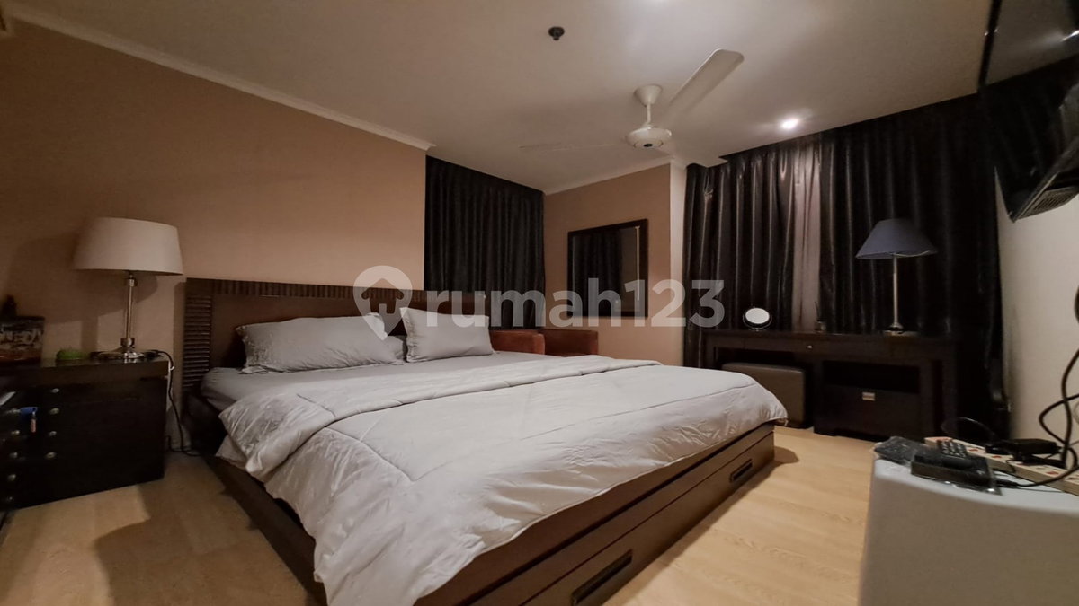 FX Residence, Индонезия