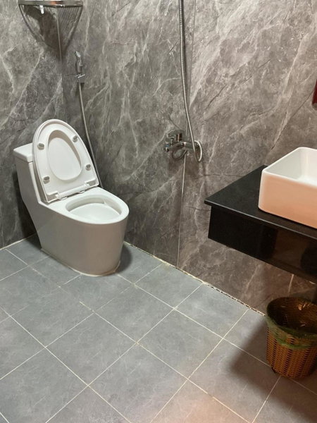 Hoàng Linh Hotel, Buon Ma Thuot, Vietnam