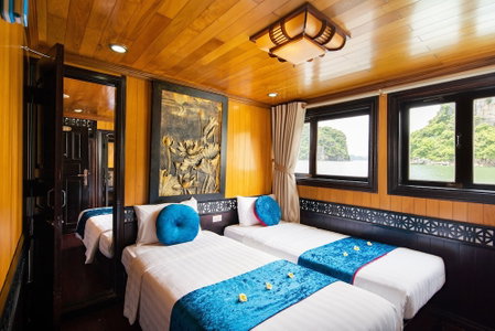 Swan Cruises Halong, Ha Long, Vietnam