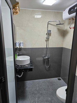 Hoàng Gia Hotel Royal, Kim Bảng, Vietnam