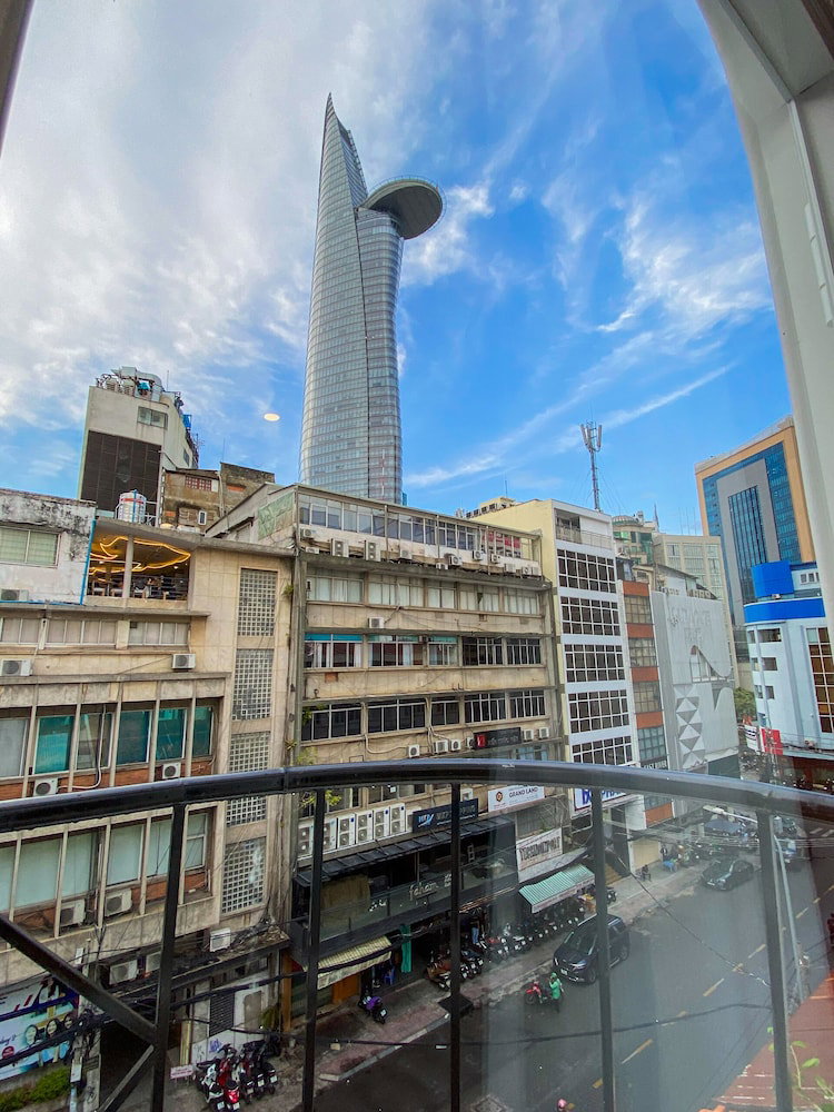 Hotel · Zeus Living Central Hotel, Ho Chi Minh City