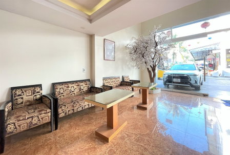 Minh Duc Hotel, Ha Long, Vietnam