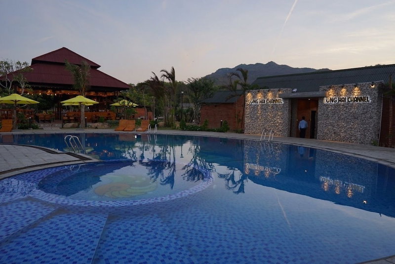 Longhai Channel Beach Resort, Long Dien, Vietnam