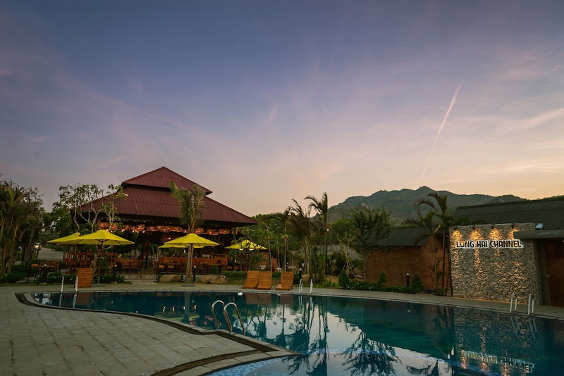 Longhai Channel Beach Resort, Long Dien, Vietnam