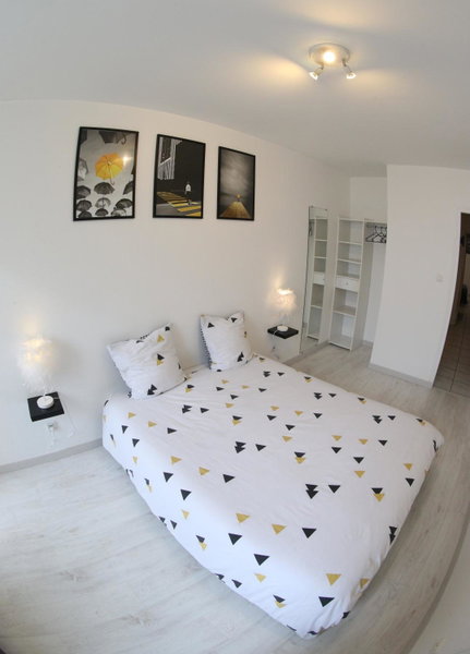 Sympathique logement en centre ville, Verdun, France