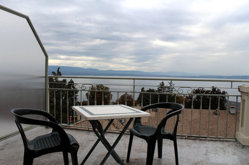 Hôtel Evian Express - Terminus, Évian-les-Bains, France