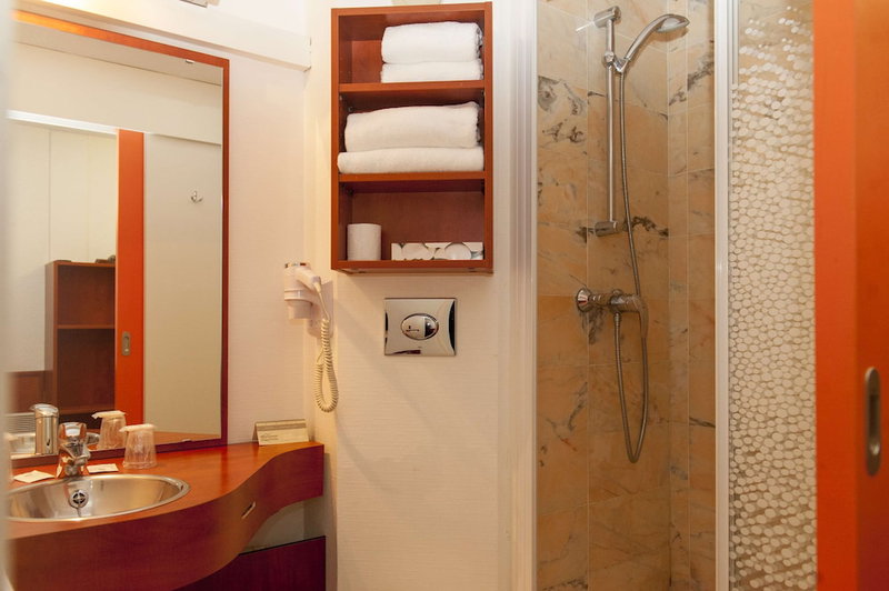 Brit Hotel Agen - L'Aquitaine, Le Passage, France