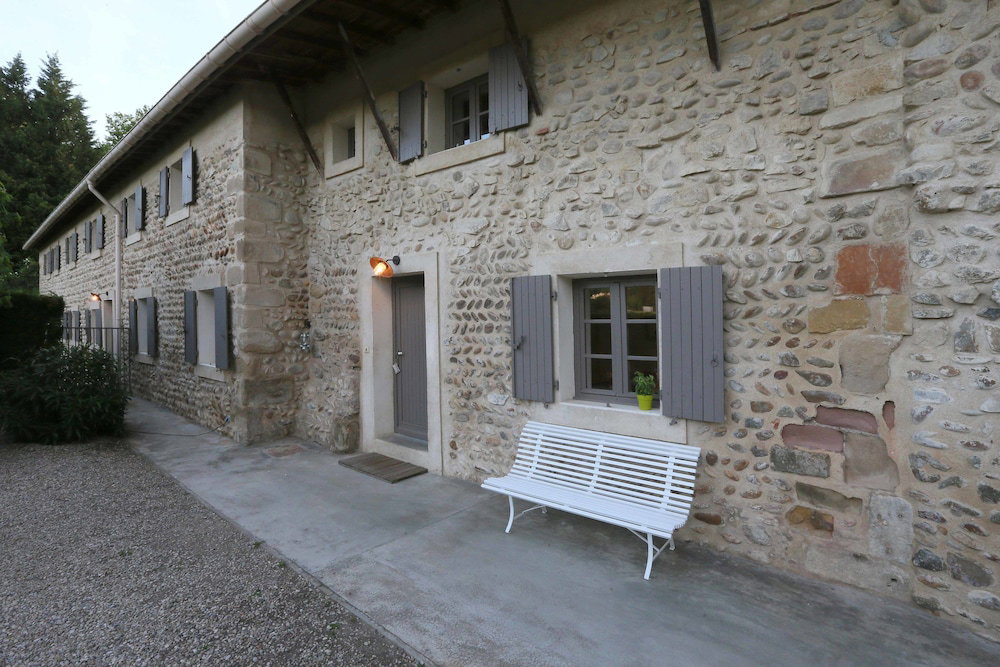 Hotel · Domaine La Bonne Etoile, Beausemblant