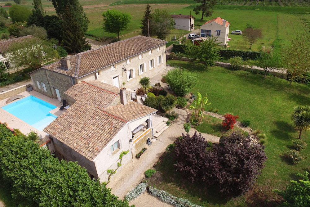Hotel · Domaine des deux rivières - B&B, Meilhan-sur-Garonne