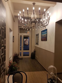 Hôtel-Restaurant "Chez Carrière", Aigues-Mortes, France