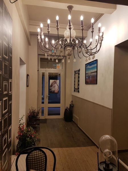 Hôtel-Restaurant "Chez Carrière", Aigues-Mortes, France