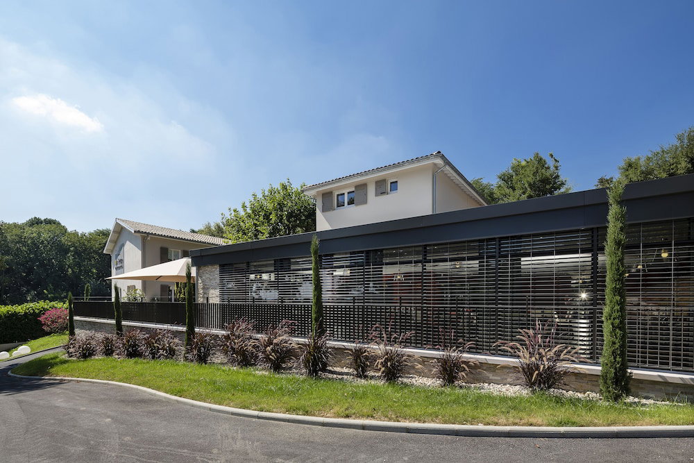 Hotel · Le Cottage de Clairefontaine, Chonas-l'Amballan