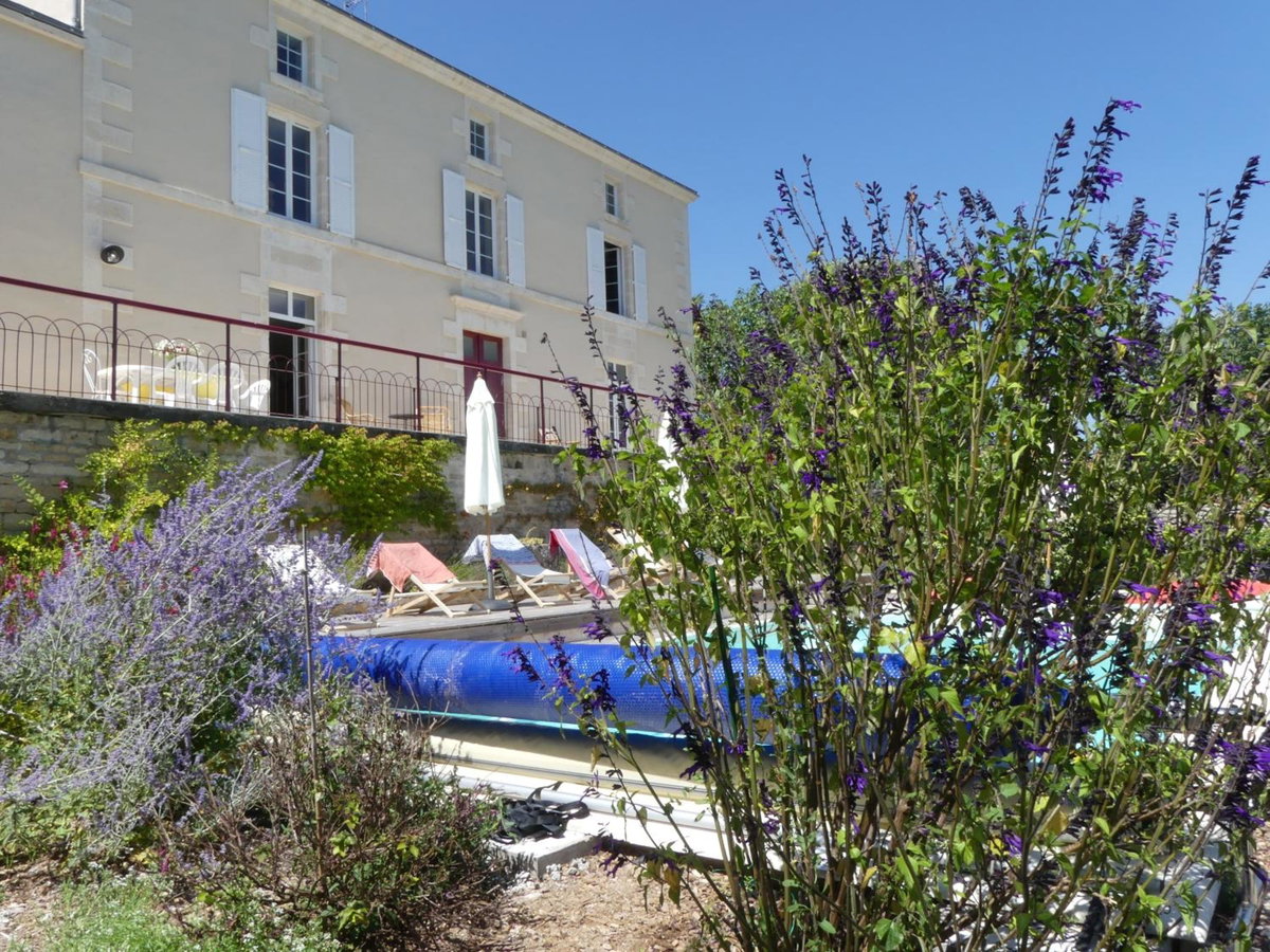 Hotel · Les Jardins de Xanton, Xanton-Chassenon