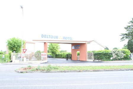 Brit Hotel Confort Villeneuve Sur Lot, Bias, France