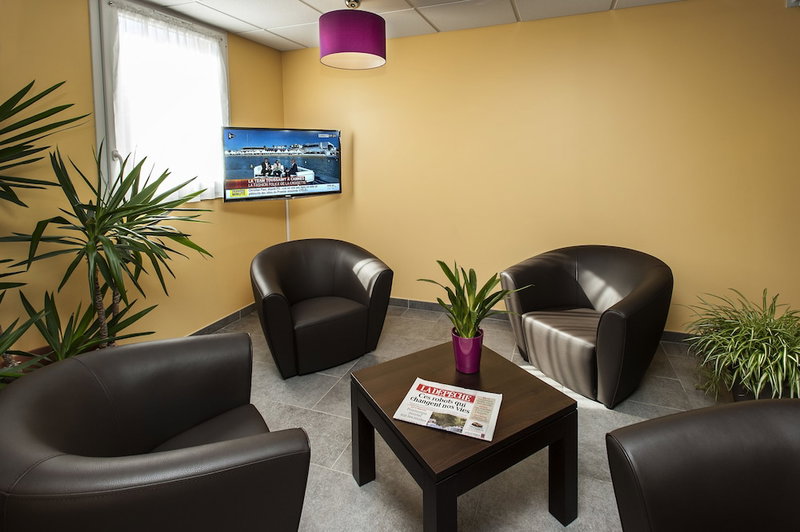 Brit Hotel Confort Villeneuve Sur Lot, Bias, France
