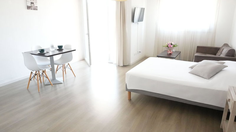 Zenao Appart'hotel - Yzeure, Yzeure, France