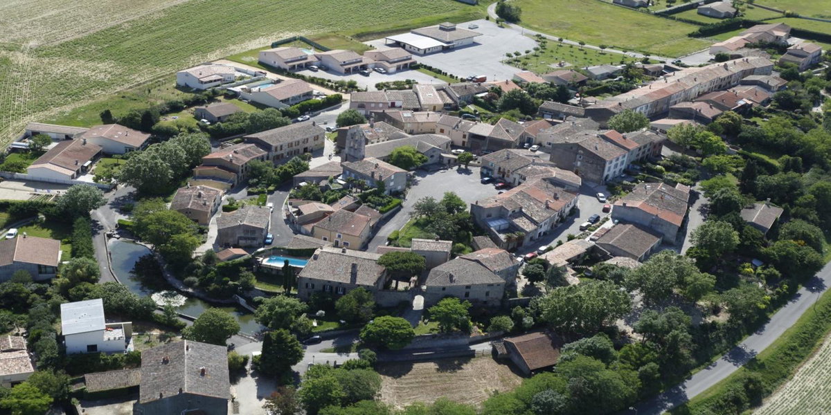 Hotel · Domaine de la Pendule, Issel
